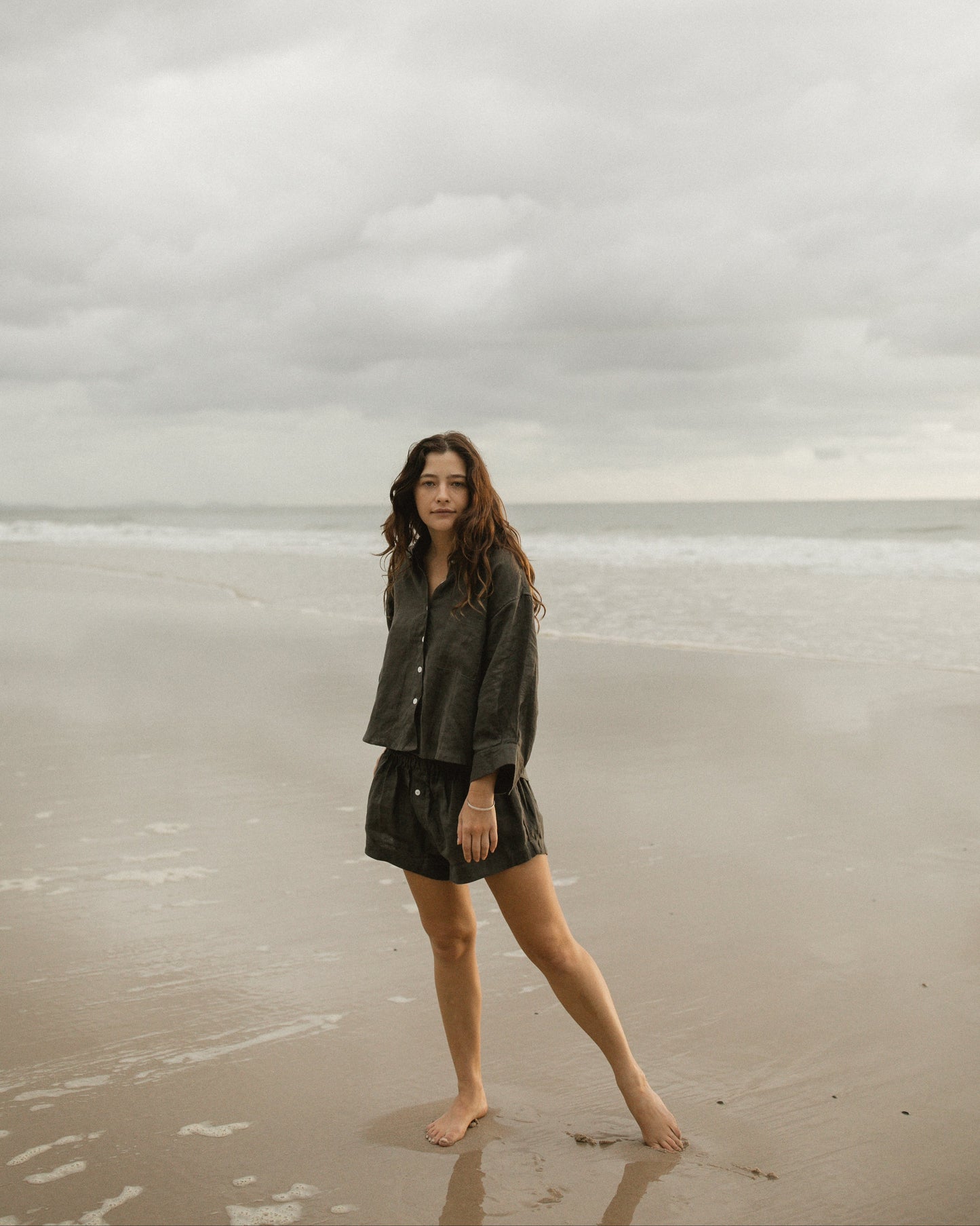 Grey linen sleep set beach scene 