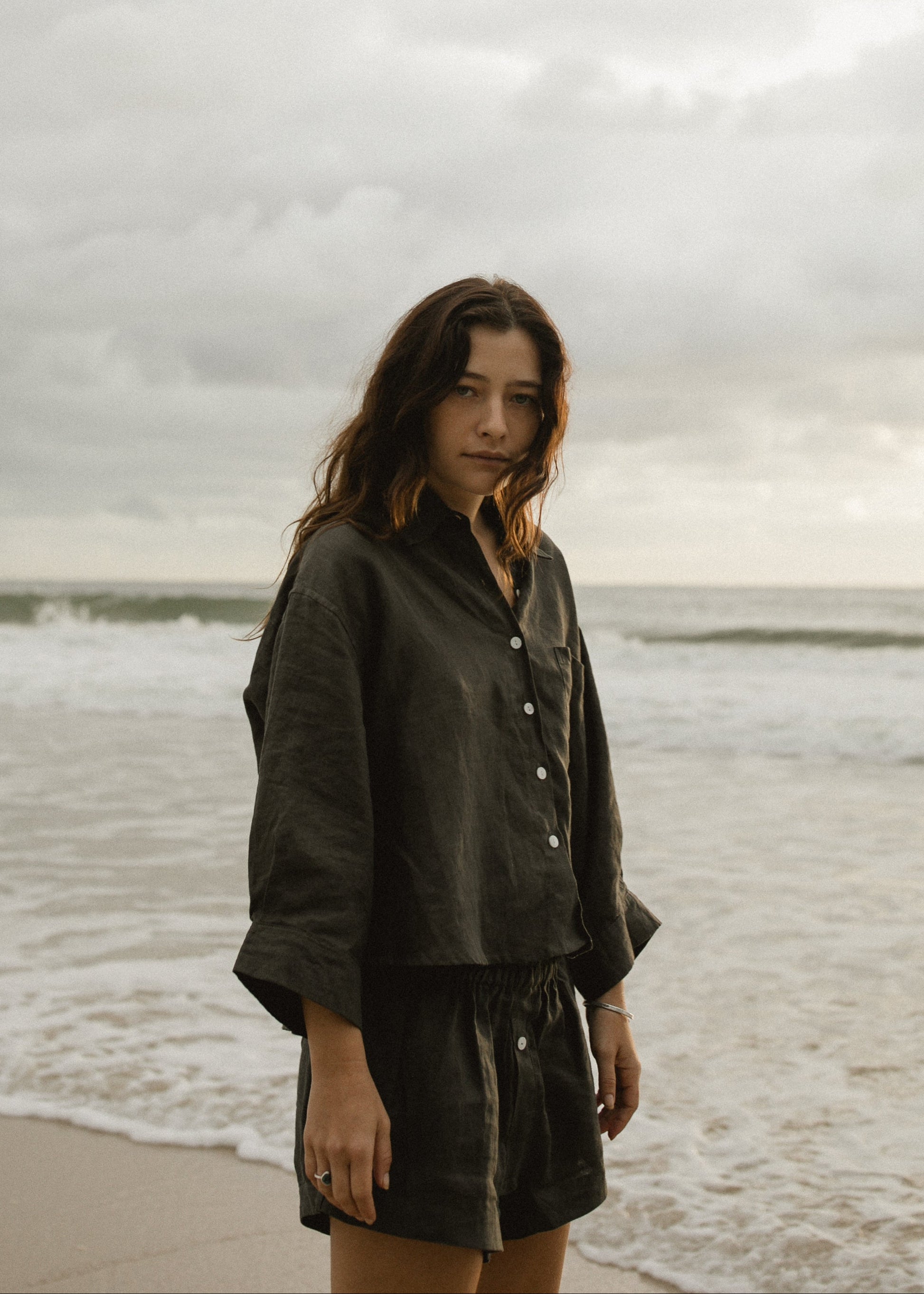 Grey linen sleep set beach scene