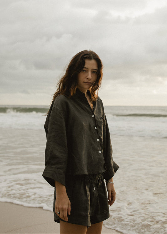 Grey linen sleep set beach scene