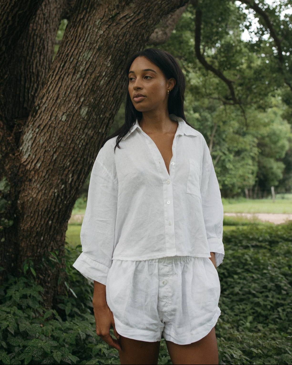 White Linen Sleep Set Hinterland Scene